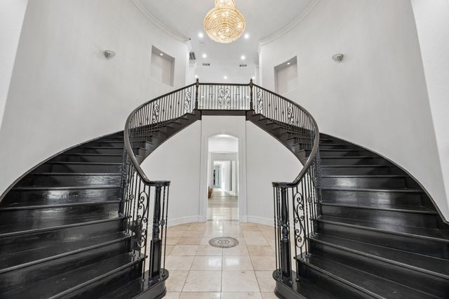 1032 Bentwater Parkway, Grand Prairie, TX 75104