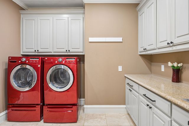 1032 Bentwater Parkway, Grand Prairie, TX 75104