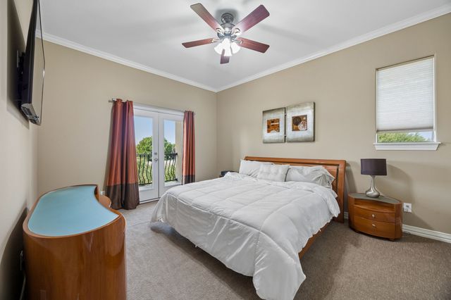 1032 Bentwater Parkway, Grand Prairie, TX 75104