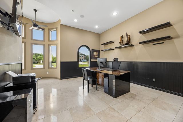 1032 Bentwater Parkway, Grand Prairie, TX 75104