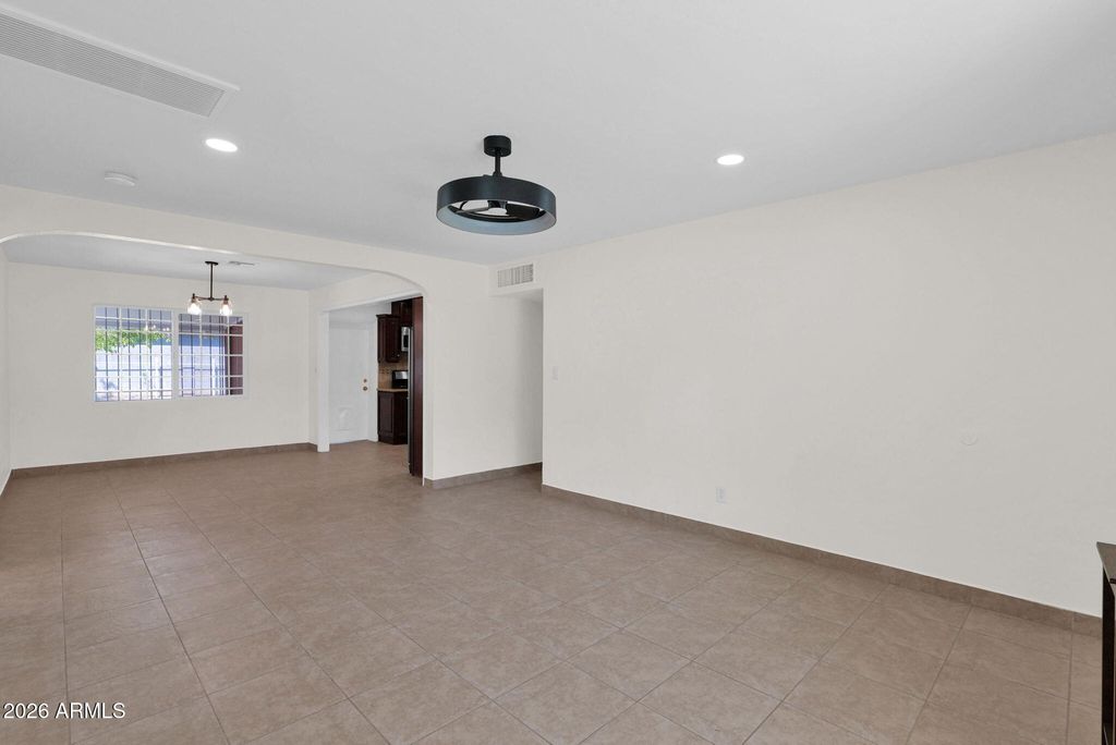 6138 N 15TH Avenue, Phoenix, AZ 85015 — photo 5