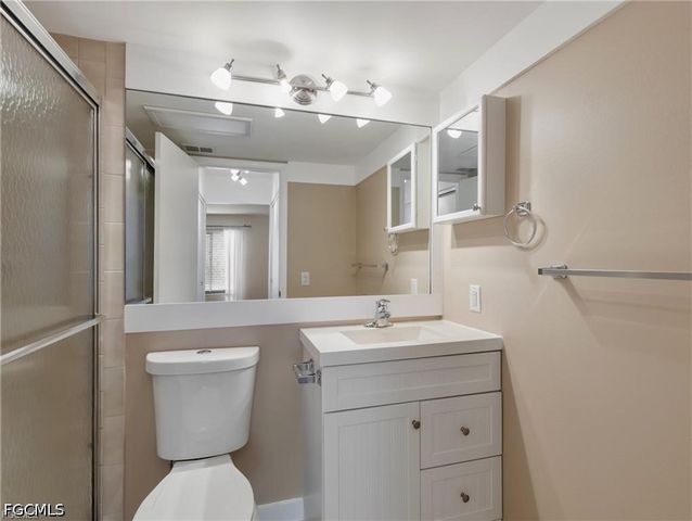 9540 Green Cypress LN 10-B2, Fort Myers, FL 33905