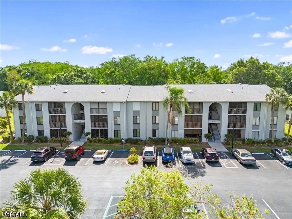 9540 Green Cypress LN 10-B2, Fort Myers, FL 33905