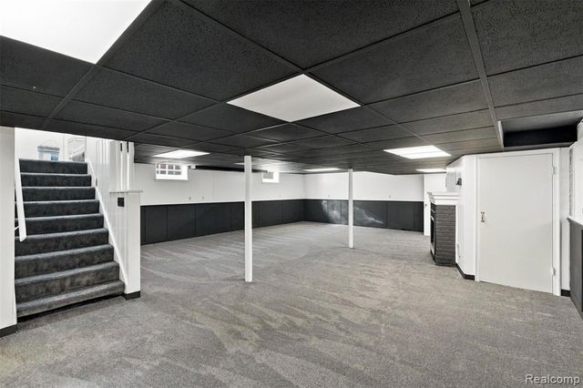 8300 Virgil Street, Dearborn Heights, MI 48127