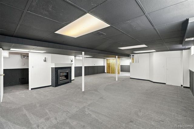 8300 Virgil Street, Dearborn Heights, MI 48127