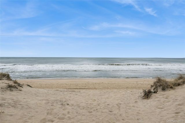 8 Ocean Lane, Amagansett, NY 11930