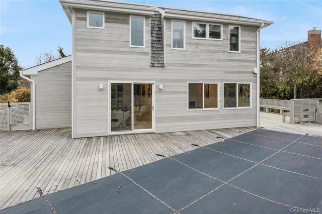 8 Ocean Lane, Amagansett, NY 11930