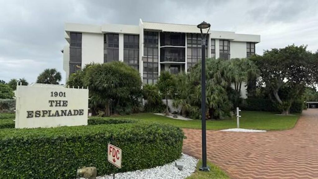 1901 S Ocean 301, Boca Raton, FL 33432