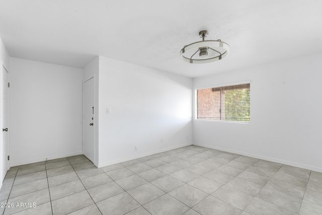 5525 E Thomas Road Unit G7, Phoenix, AZ 85018