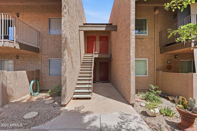 5525 E Thomas Road Unit G7, Phoenix, AZ 85018