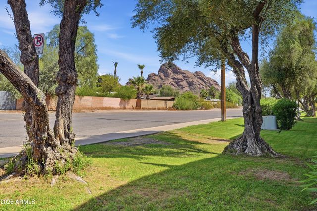 5525 E Thomas Road Unit G7, Phoenix, AZ 85018
