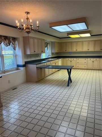 1717 Wallburg High Point Road, High Point, NC 27265