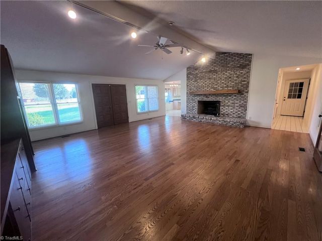 1717 Wallburg High Point Road, High Point, NC 27265