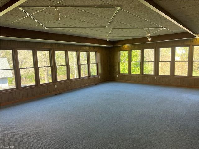 1717 Wallburg High Point Road, High Point, NC 27265