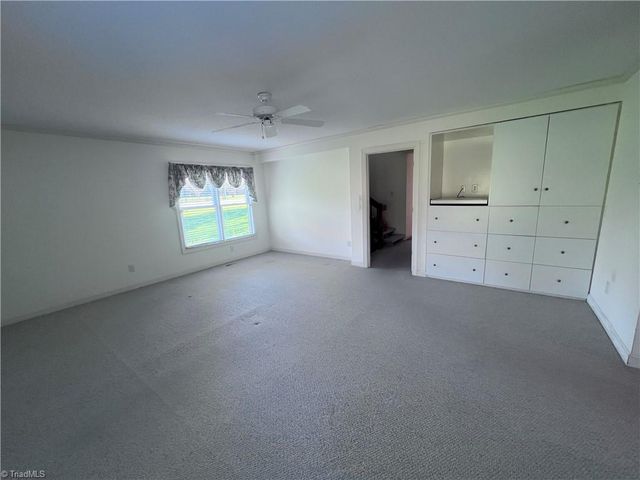 1717 Wallburg High Point Road, High Point, NC 27265