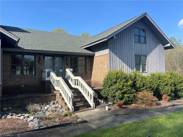 1717 Wallburg High Point Road, High Point, NC 27265