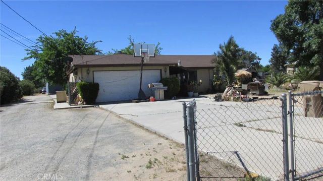 15163 Fir, Hesperia, CA 92345