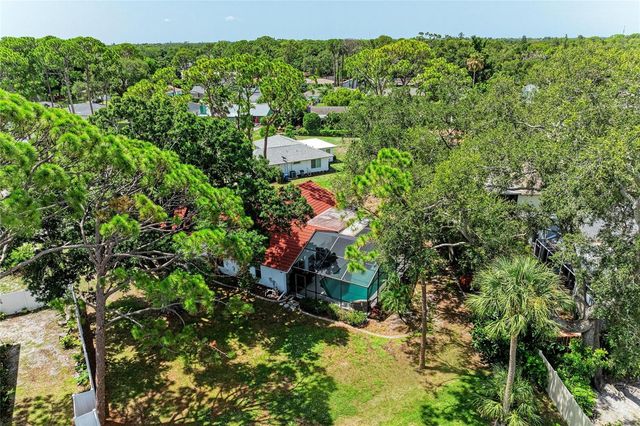 3980 LEMONWOOD DRIVE, Sarasota, FL 34232