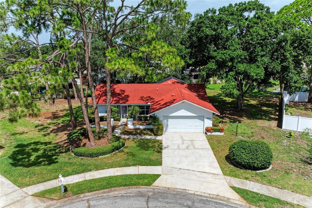 3980 LEMONWOOD DRIVE, Sarasota, FL 34232