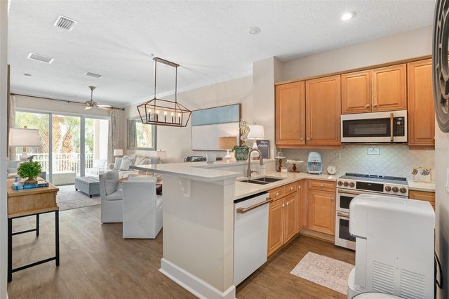 15 OCEAN CREST WAY 1312, Palm Coast, FL 32137