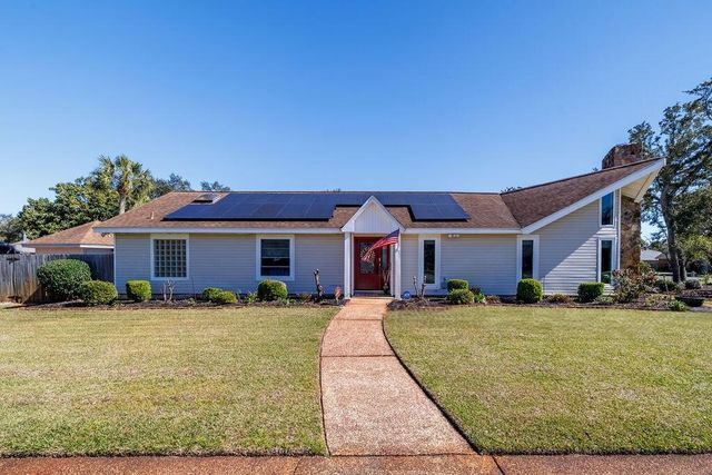 54 E Country Club Drive, Destin, FL 32541