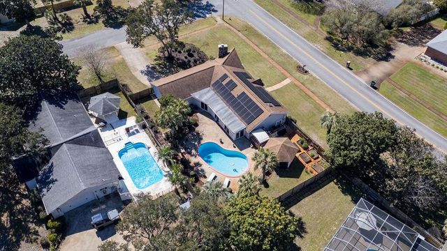 54 E Country Club Drive, Destin, FL 32541