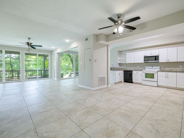 12658 Briar Patch Drive, Houston, TX 77077