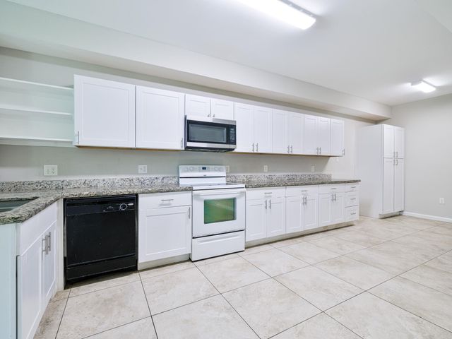 12658 Briar Patch Drive, Houston, TX 77077