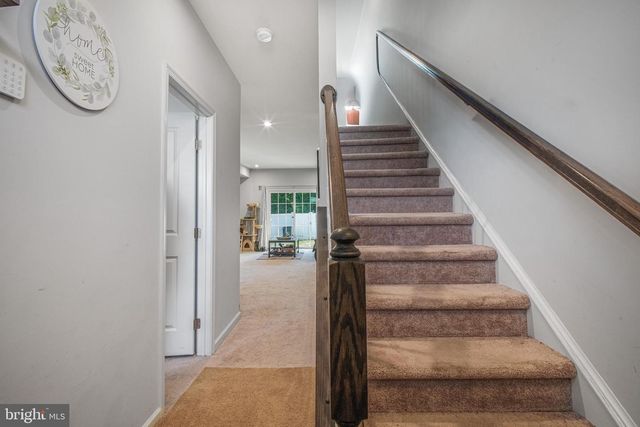 535 VIEW POINT WAY, Fredericksburg, VA 22405