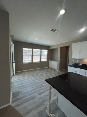 29669 Eastbank, Menifee, CA 92585