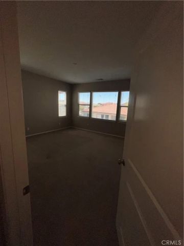 29669 Eastbank, Menifee, CA 92585
