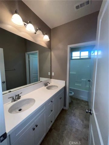 29669 Eastbank, Menifee, CA 92585
