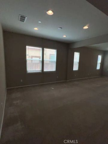 29669 Eastbank, Menifee, CA 92585