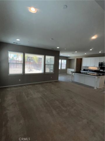 29669 Eastbank, Menifee, CA 92585