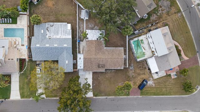 4928 SHETLAND AVENUE, Tampa, FL 33615