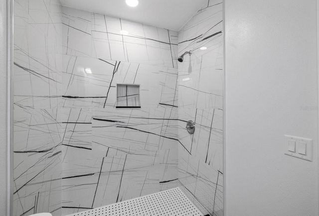 4928 SHETLAND AVENUE, Tampa, FL 33615