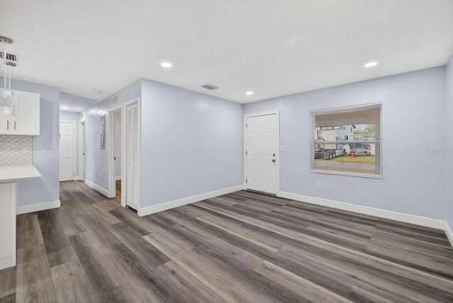 4928 SHETLAND AVENUE, Tampa, FL 33615