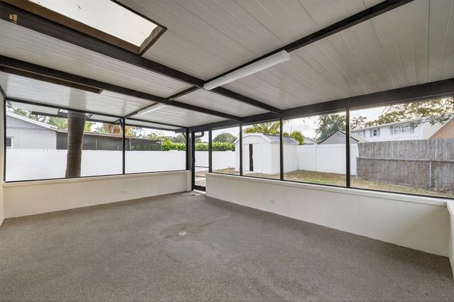 4928 SHETLAND AVENUE, Tampa, FL 33615