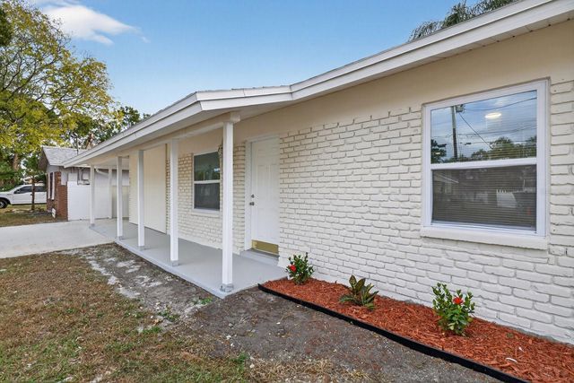 4928 SHETLAND AVENUE, Tampa, FL 33615