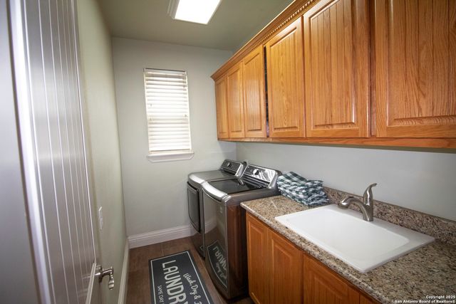 104 S Elise, La Vernia, TX 78121