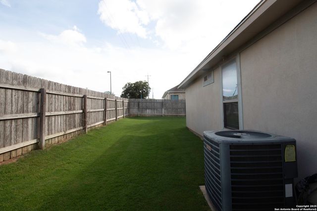 104 S Elise, La Vernia, TX 78121