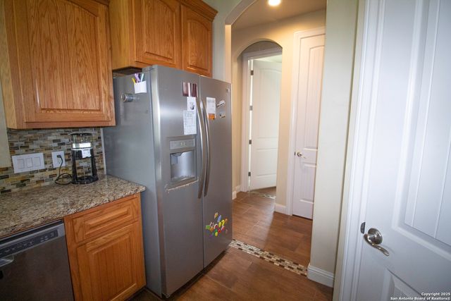 104 S Elise, La Vernia, TX 78121