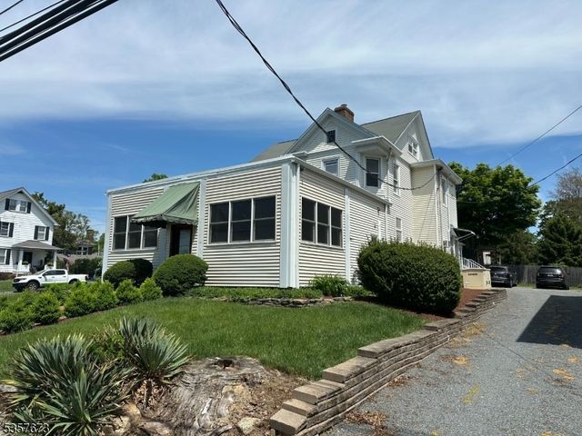 12 Peapack Rd, Far Hills Boro, NJ 07931