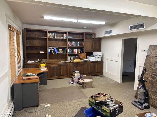 12 Peapack Rd, Far Hills Boro, NJ 07931