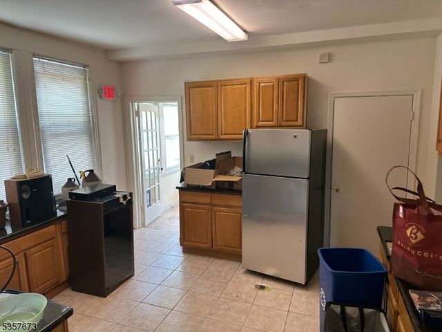 12 Peapack Rd, Far Hills Boro, NJ 07931