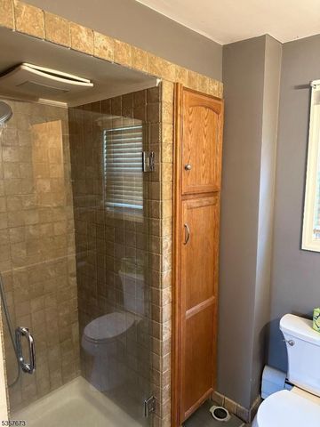 12 Peapack Rd, Far Hills Boro, NJ 07931