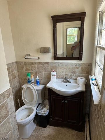 12 Peapack Rd, Far Hills Boro, NJ 07931