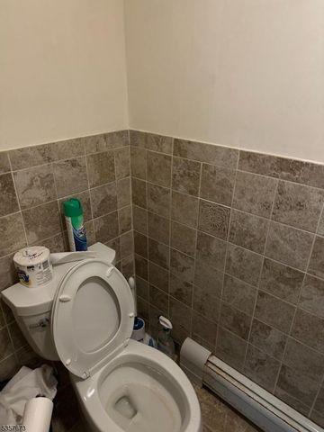 12 Peapack Rd, Far Hills Boro, NJ 07931