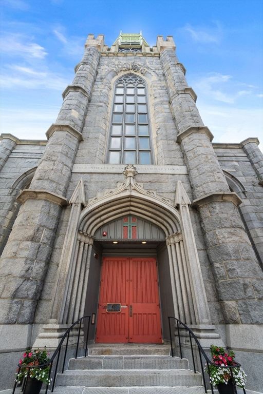 45 W Broadway 101, Boston, MA 02127