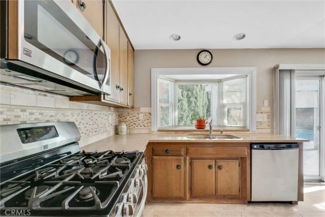 5816 E Paseo Balboa, Anaheim, CA 92807